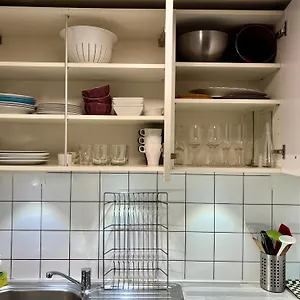 Apartamento 2 Bedroom Flat In Heart Of Eaux-vives